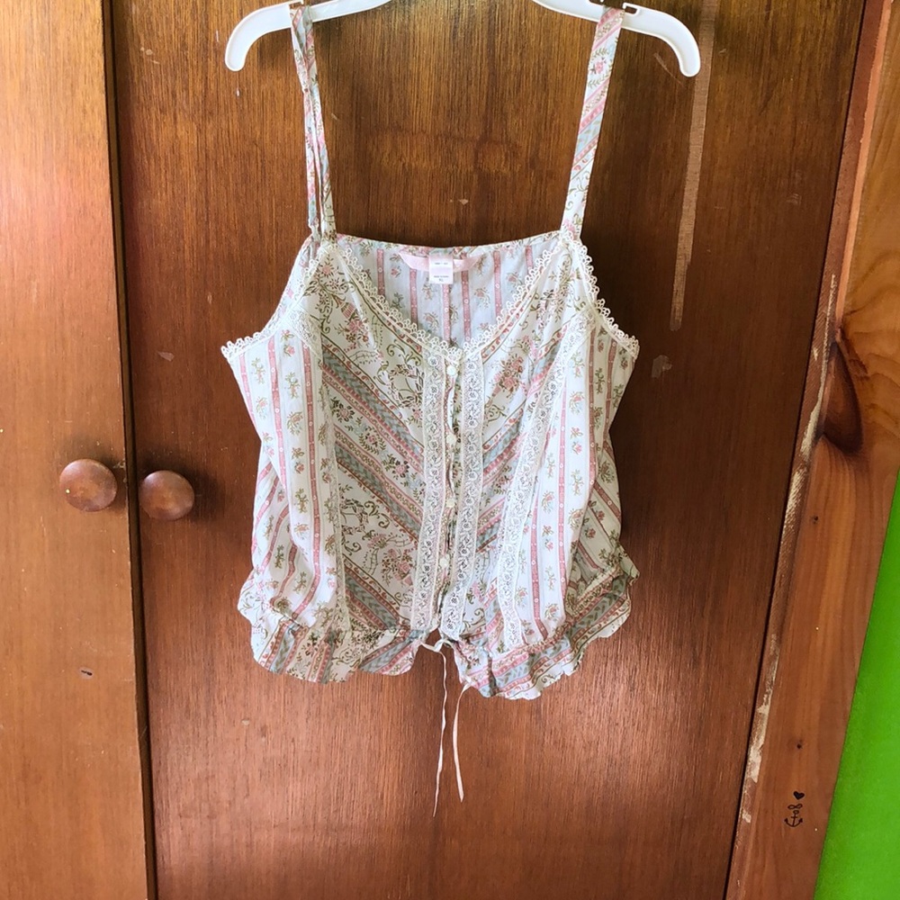 VS cropped cami